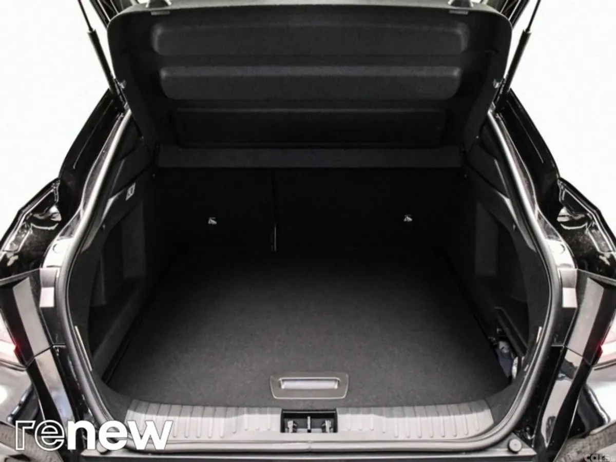 Renault Arkana Hatchback, Petrol, 2024, Black
