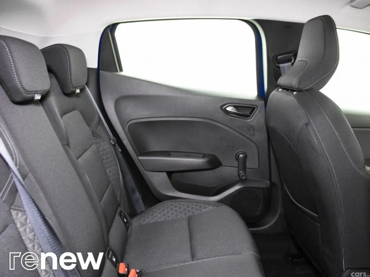 Renault Clio Hatchback, Petrol, 2022, Blue