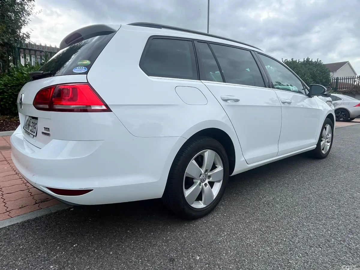 Volkswagen Golf Estate, Petrol, 2014, White