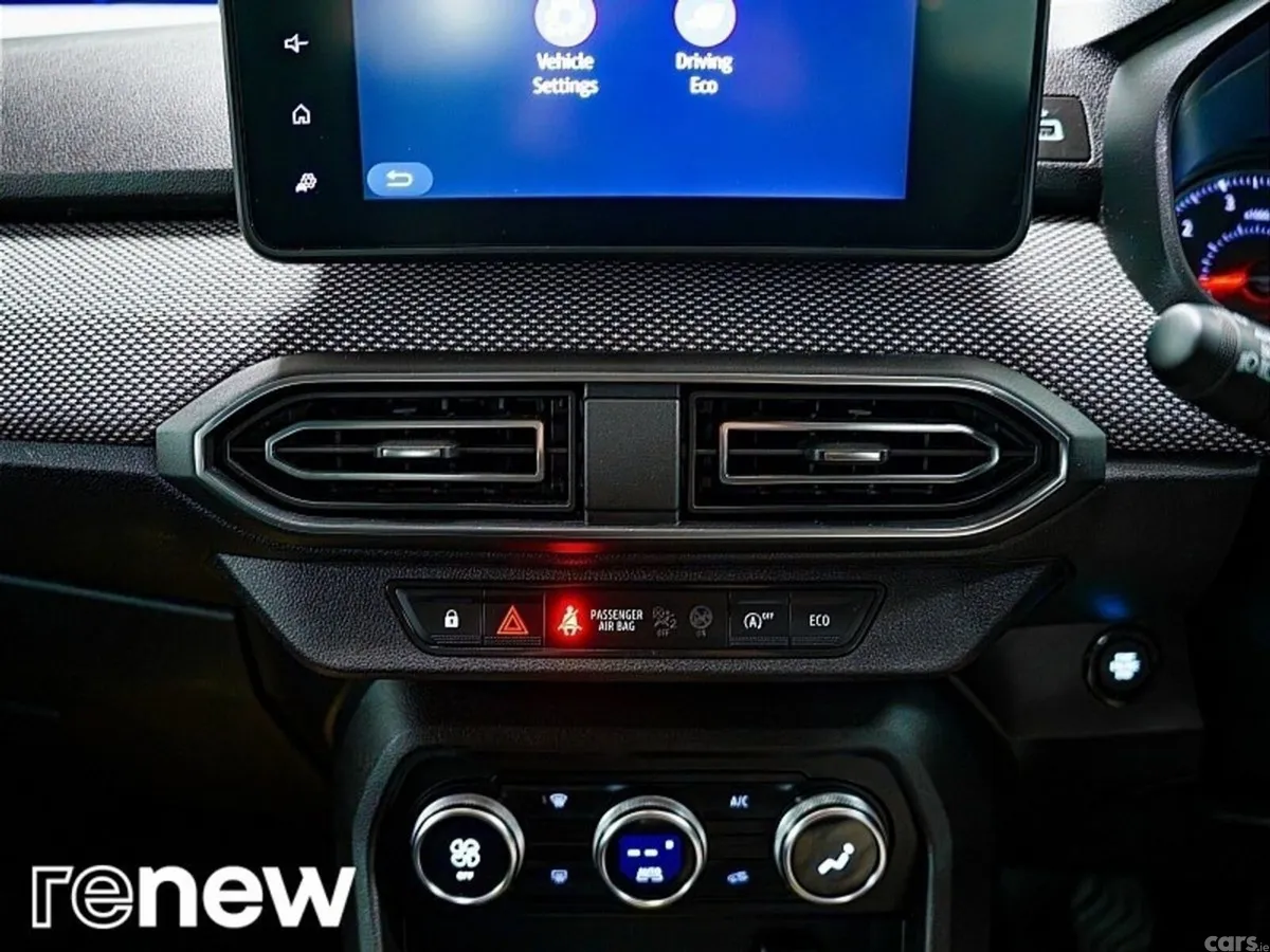 Dacia Jogger MPV, Petrol, 2022, Brown
