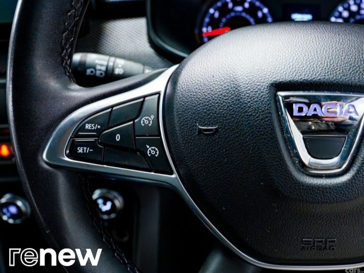 Dacia Jogger MPV, Petrol, 2022, Brown