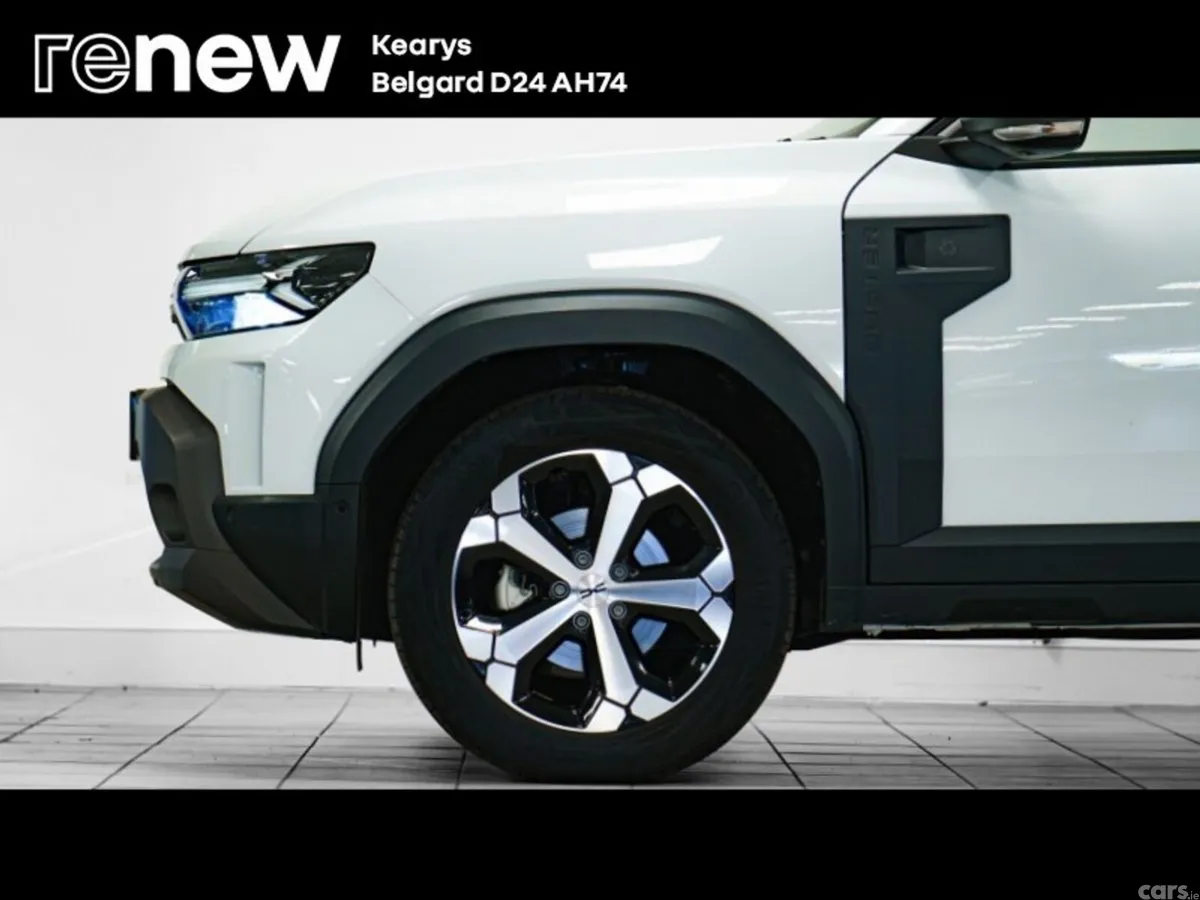 Dacia Duster SUV, Petrol Hybrid, 2026, White