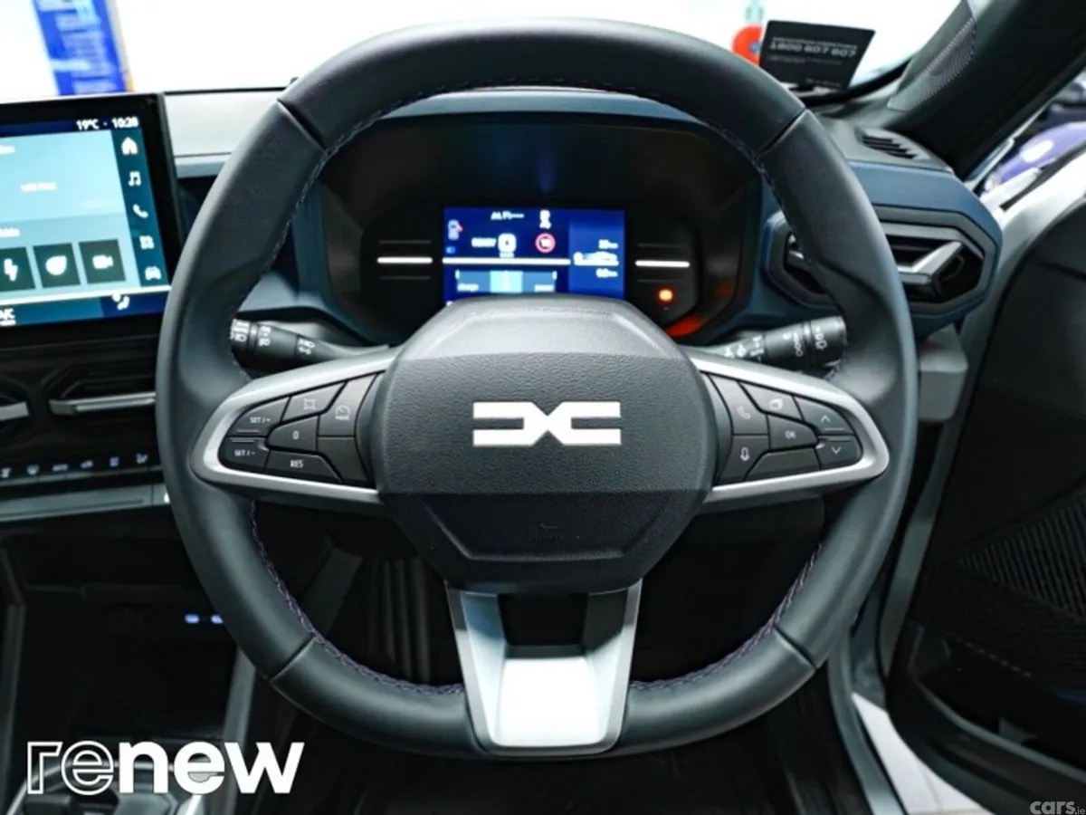 Dacia Duster SUV, Petrol Hybrid, 2026, White