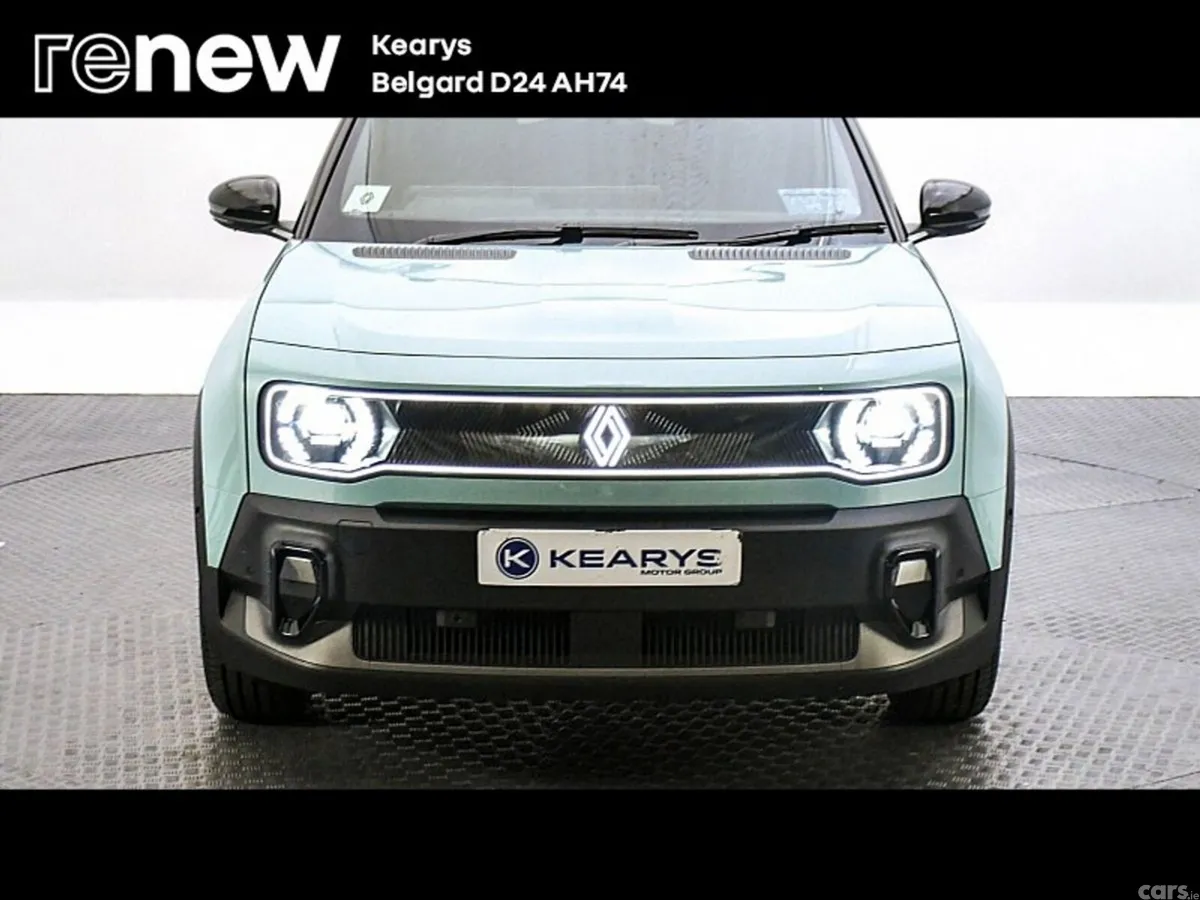 Renault 4 Hatchback, Electric, 2026, Green