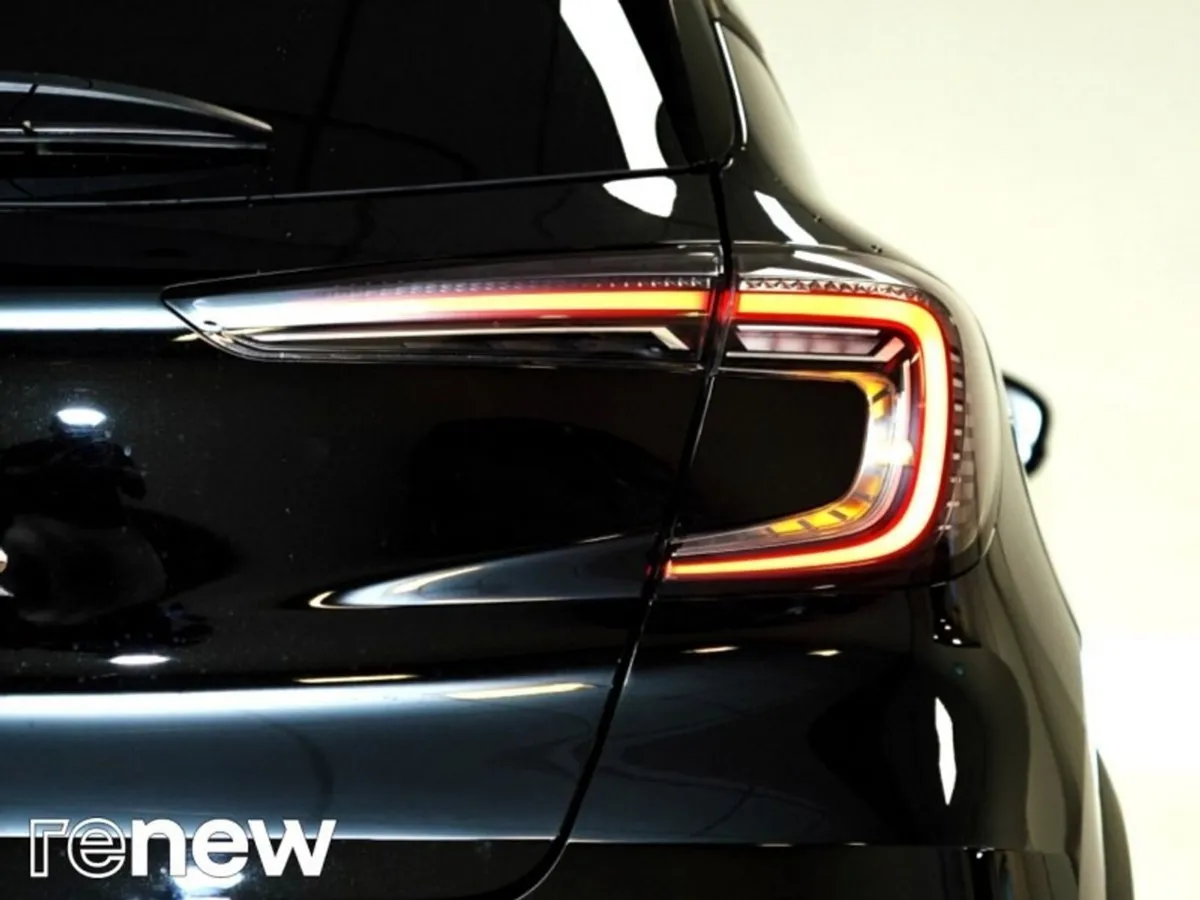 Renault Captur Hatchback, Petrol, 2025, Black