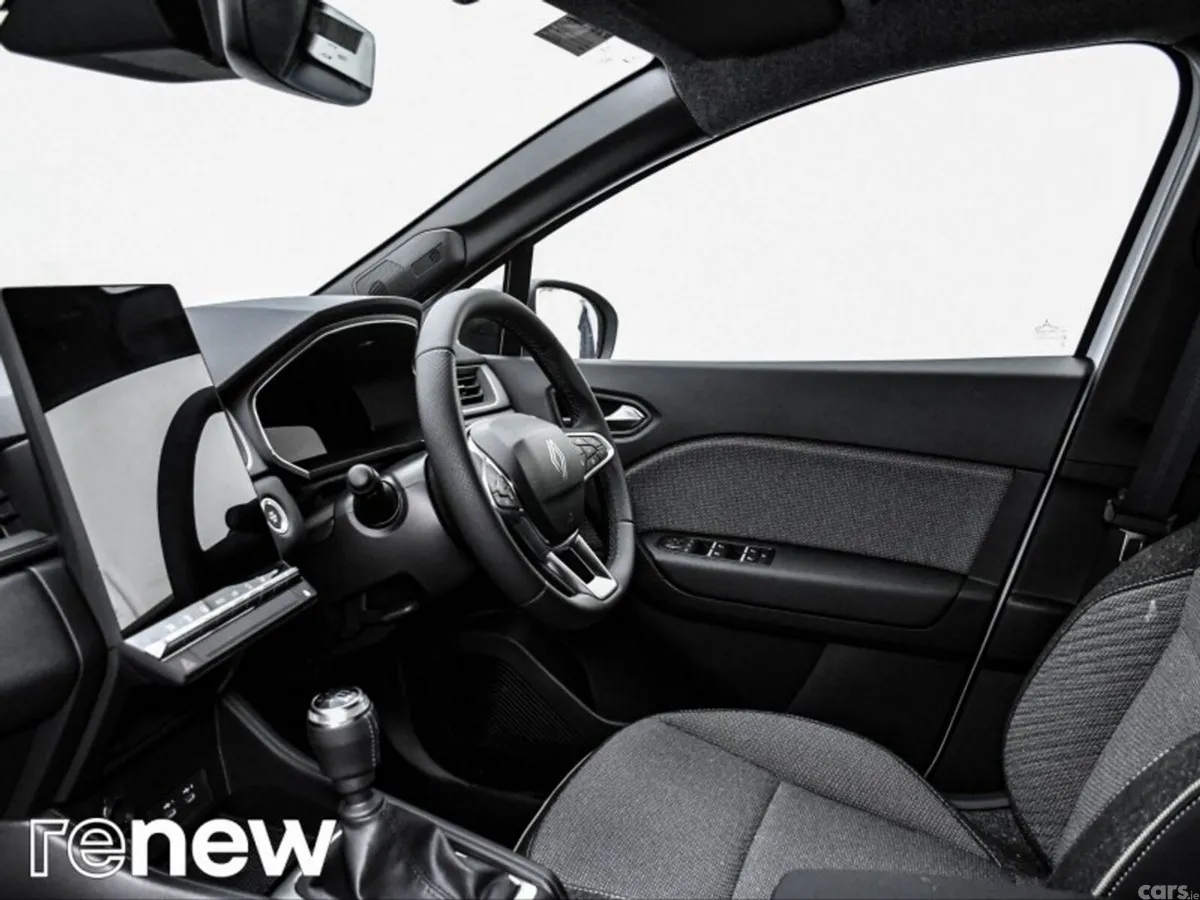 Renault Symbioz SUV, Petrol, 2025, White