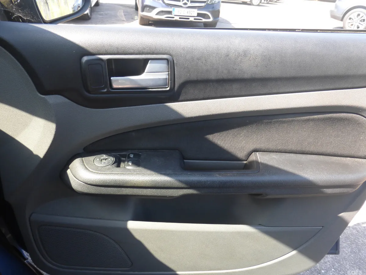 Ford Focus Hatchback, Diesel, 2010, Blue