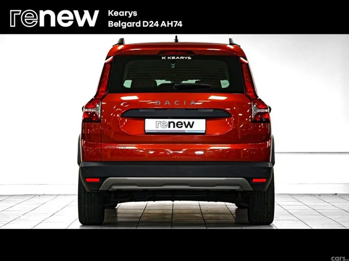 Dacia Jogger MPV, Petrol, 2023, Brown