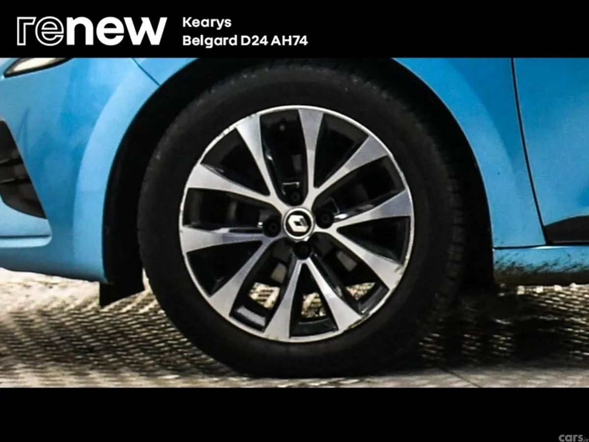 Renault Clio Hatchback, Petrol, 2022, Blue