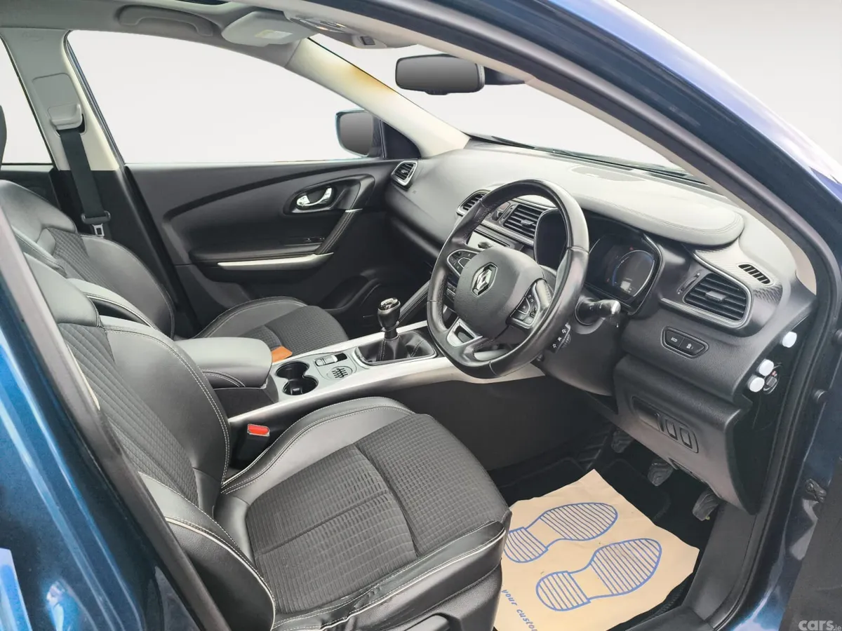 Renault Kadjar SUV, Diesel, 2016, Blue
