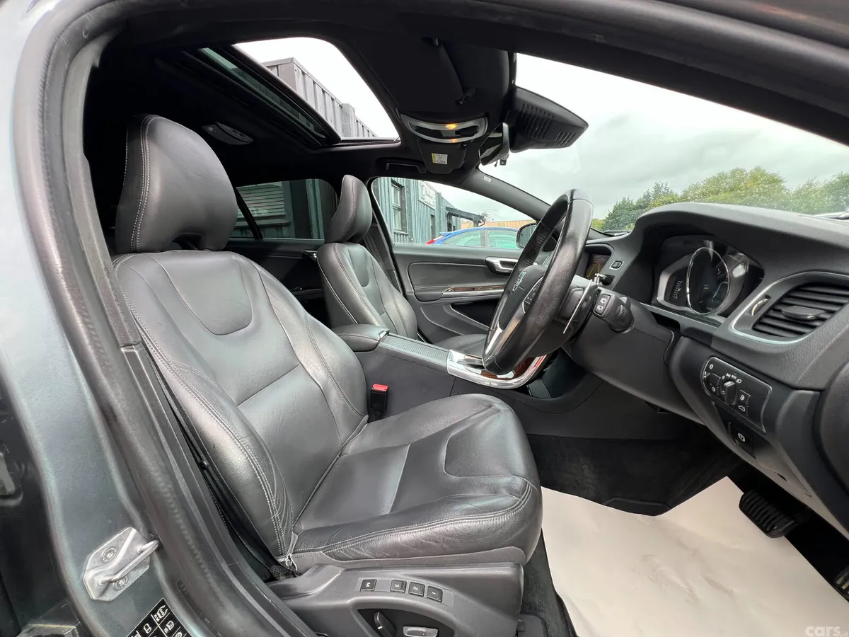 Volvo V60 Estate, Diesel, 2018, Grey