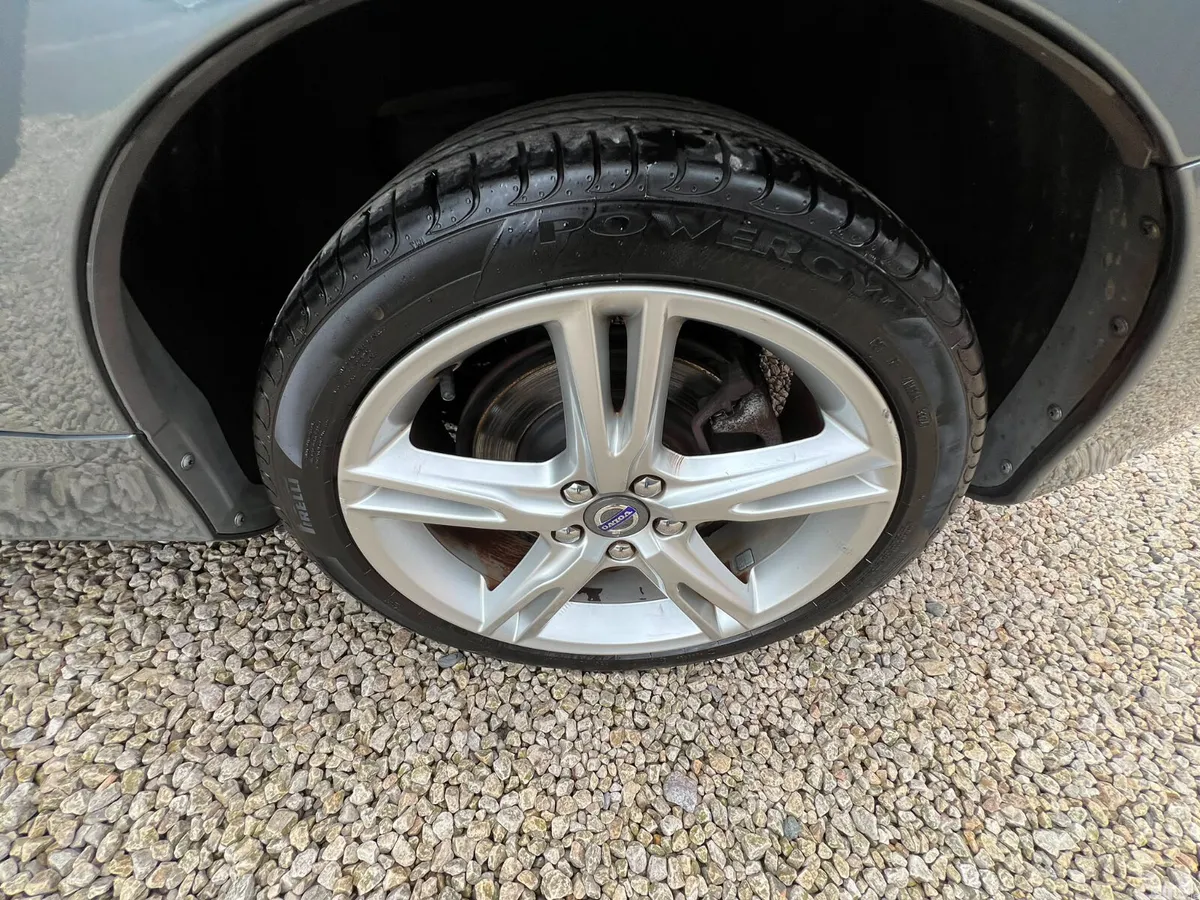 Volvo V60 Estate, Diesel, 2018, Grey