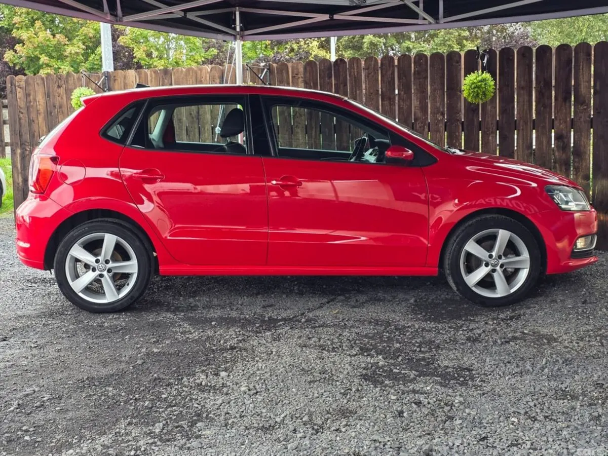 Volkswagen Polo Hatchback, Petrol, 2017, Red