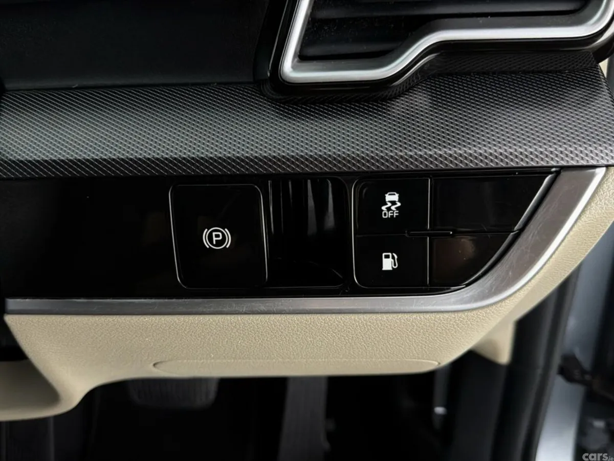 Kia Sportage SUV, Petrol Plug-in Hybrid, 2023, Grey