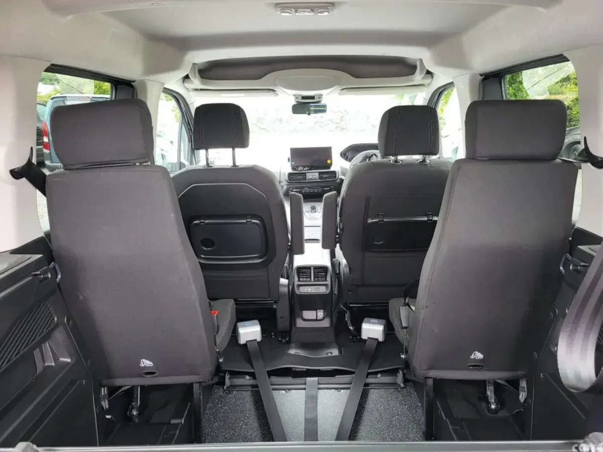 Peugeot Rifter MPV, Diesel, 2026, Blue