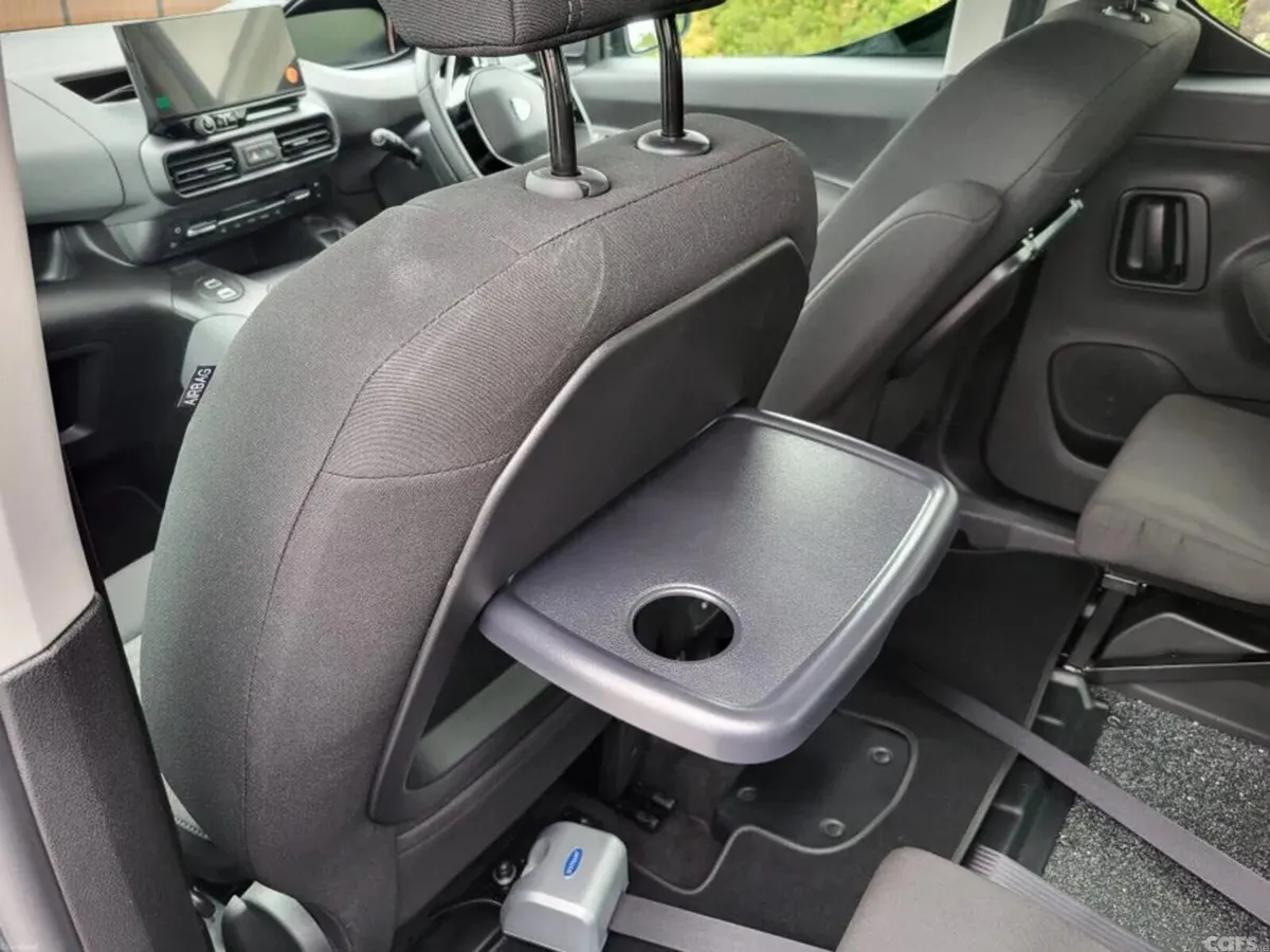 Peugeot Rifter MPV, Diesel, 2026, Blue