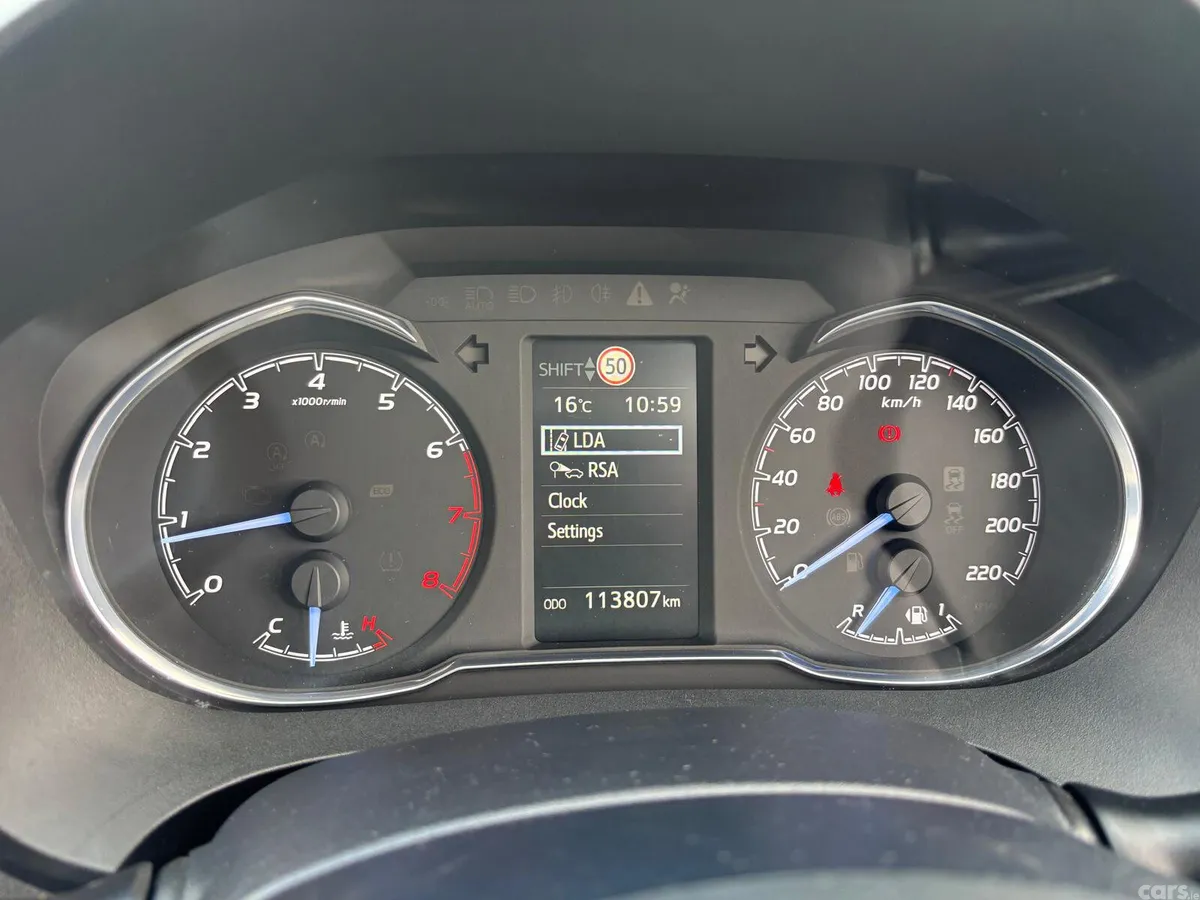 Toyota Yaris Hatchback, Petrol, 2017, Grey