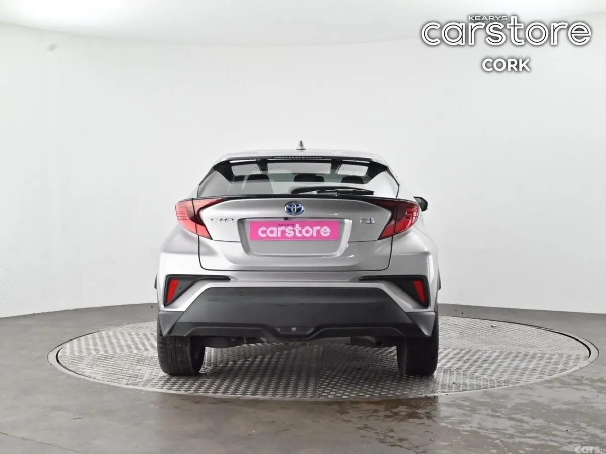 Toyota C-HR SUV, Petrol Hybrid, 2022, Silver
