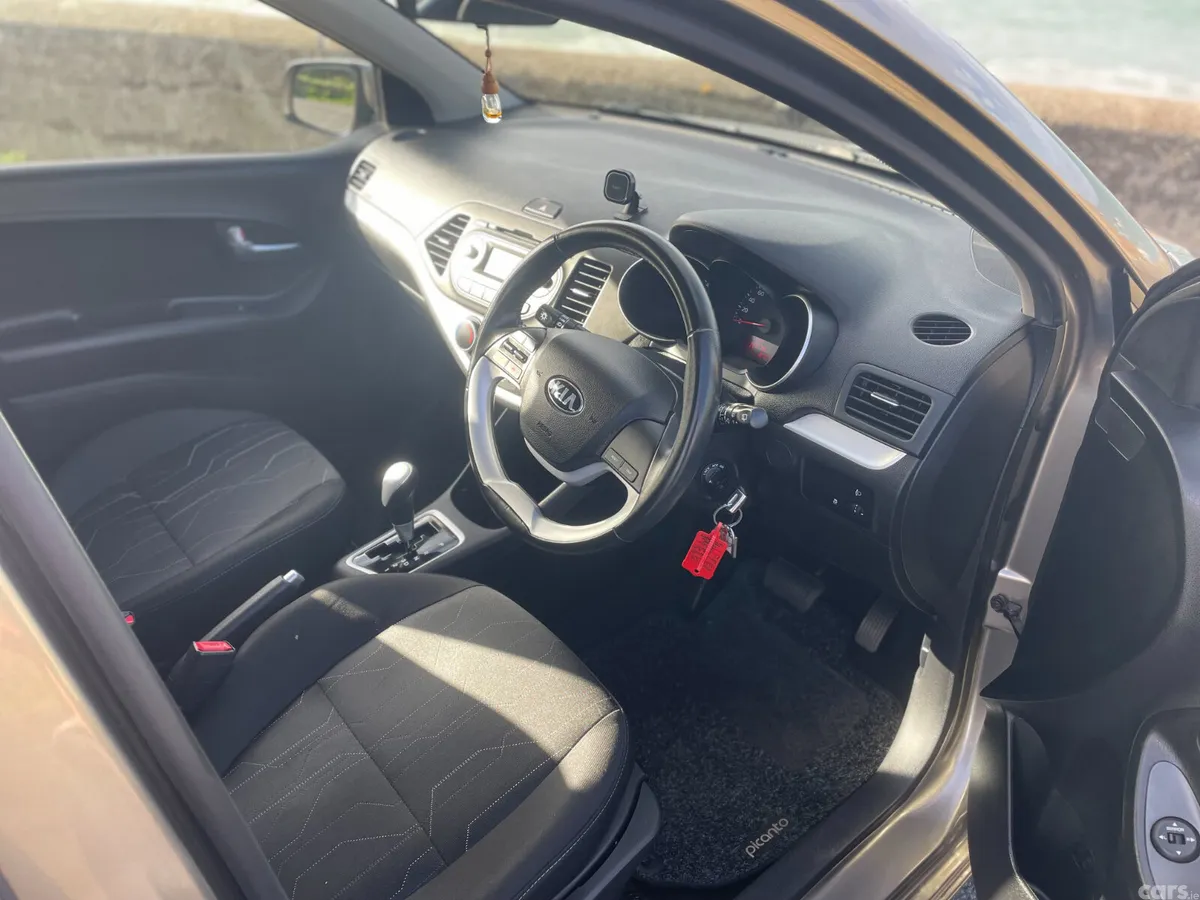 Kia Picanto Hatchback, Petrol, 2017, Grey