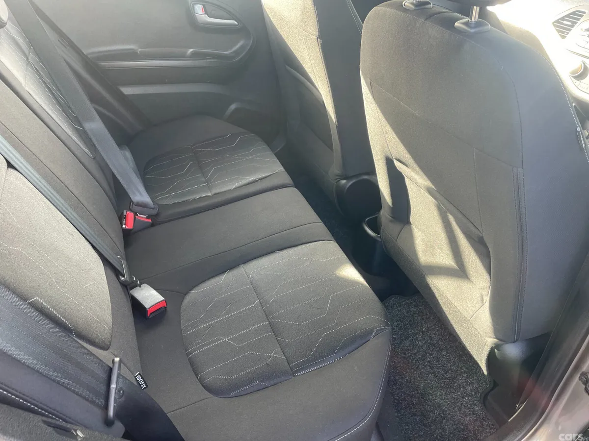 Kia Picanto Hatchback, Petrol, 2017, Grey
