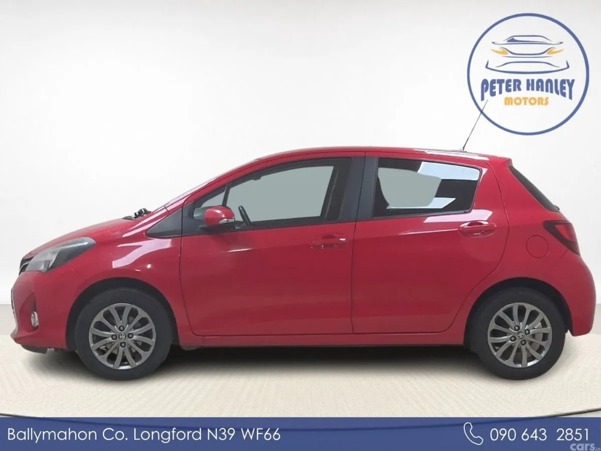 Toyota Yaris Hatchback, Petrol, 2016, Red