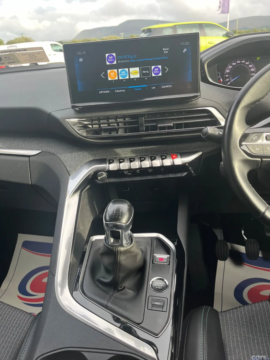 Peugeot 3008 MPV, Diesel, 2022, Blue