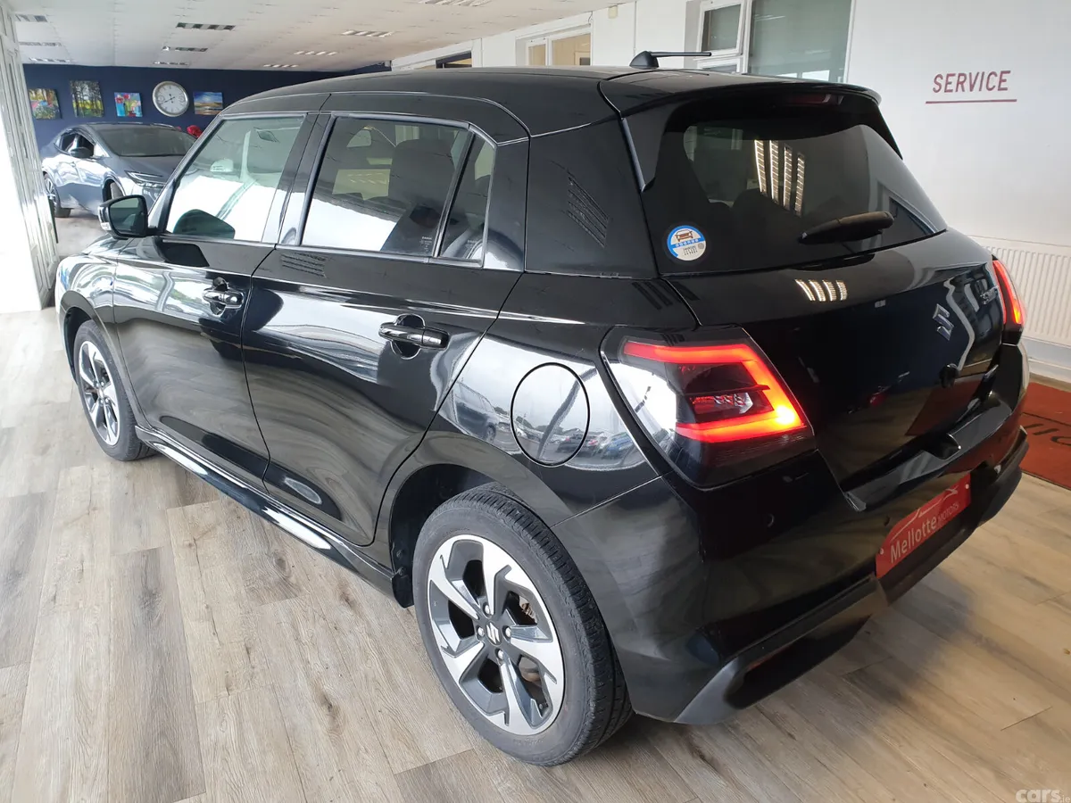 Suzuki Swift Hatchback, Petrol Hybrid, 2024, Black