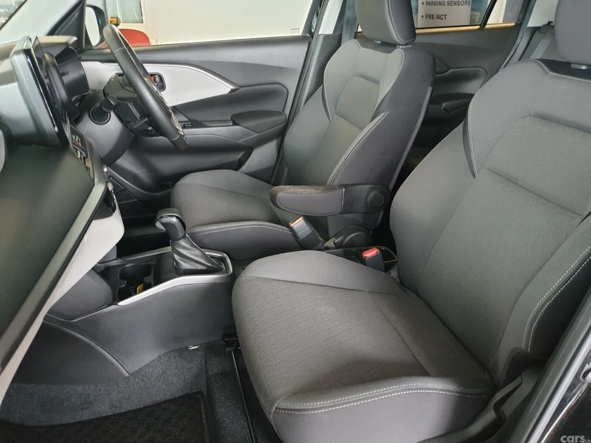 Suzuki Swift Hatchback, Petrol Hybrid, 2024, Black