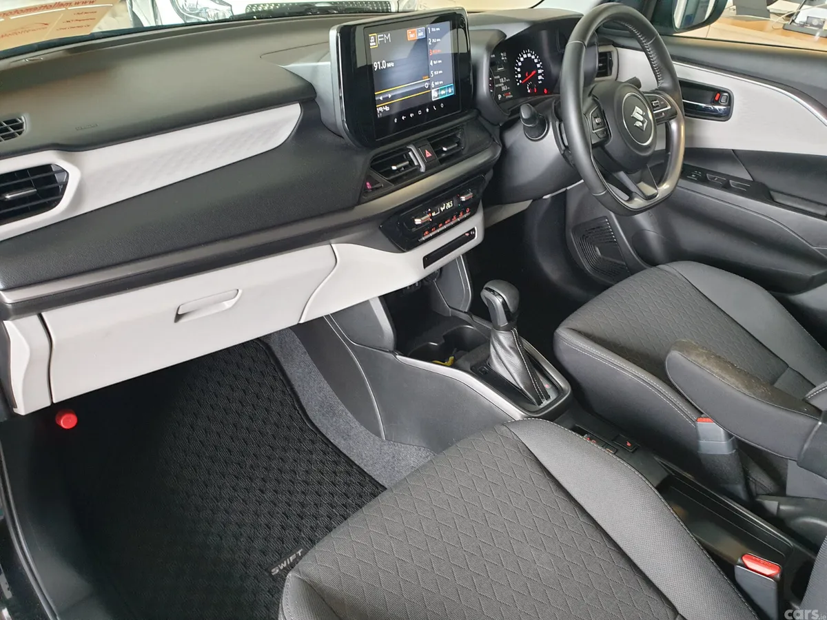 Suzuki Swift Hatchback, Petrol Hybrid, 2024, Black