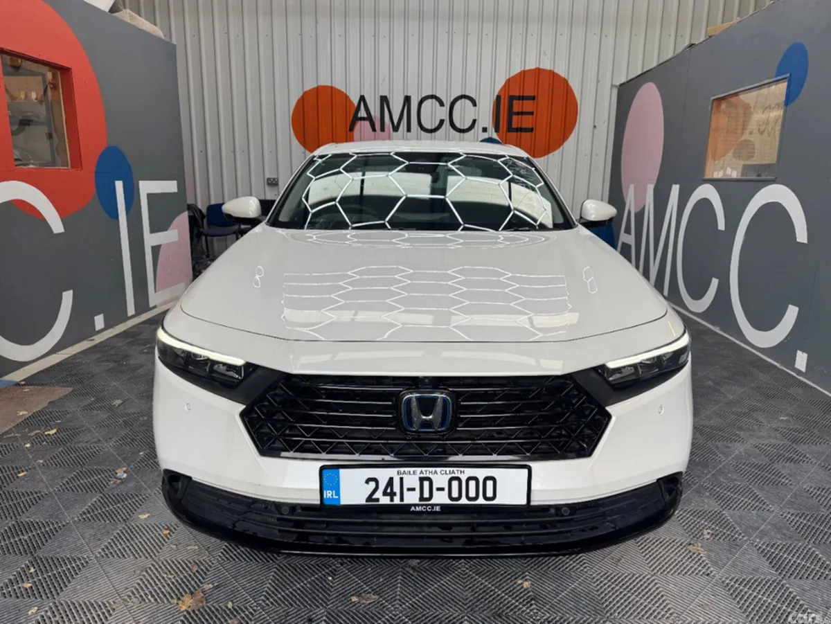 Honda Accord Saloon, Petrol Hybrid, 2024, White