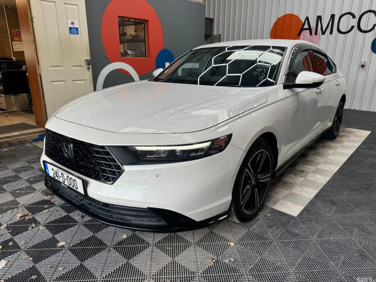 Honda Accord Saloon, Petrol Hybrid, 2024, White