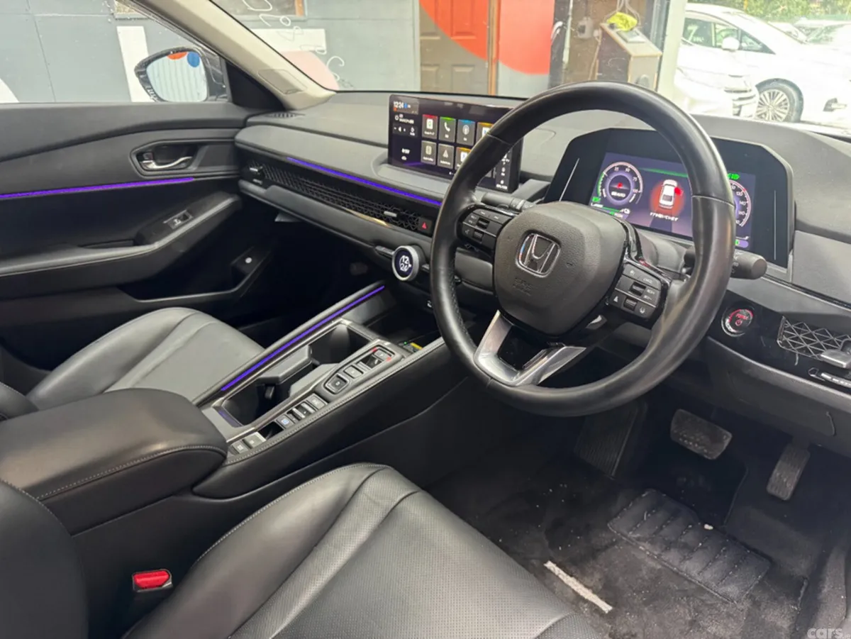 Honda Accord Saloon, Petrol Hybrid, 2024, White