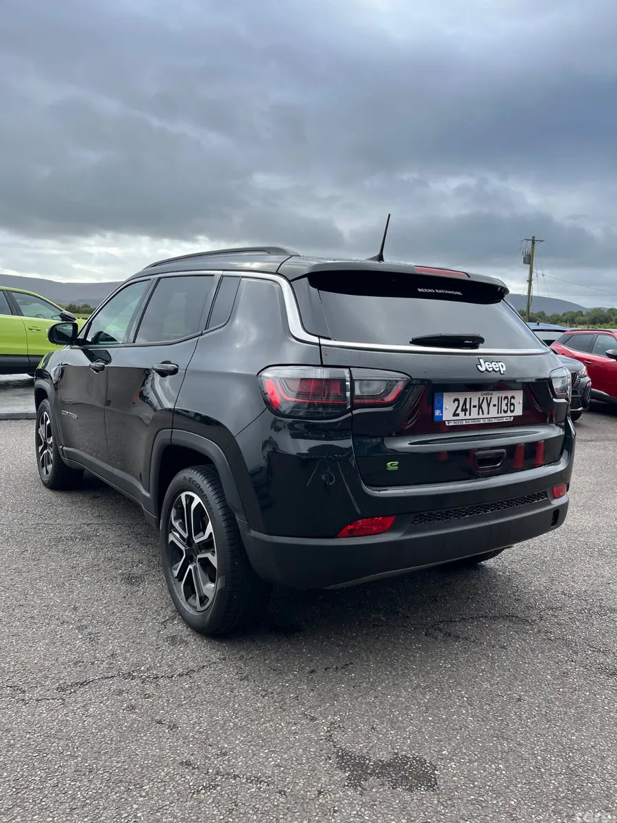 Jeep Compass SUV, Petrol Hybrid, 2024, Black