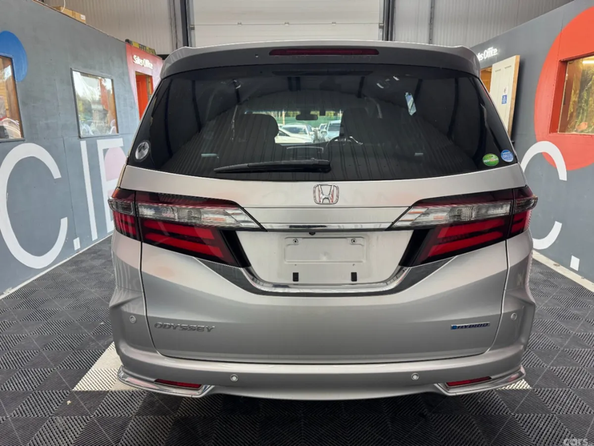 Honda Odyssey MPV, Petrol, 2019, Silver