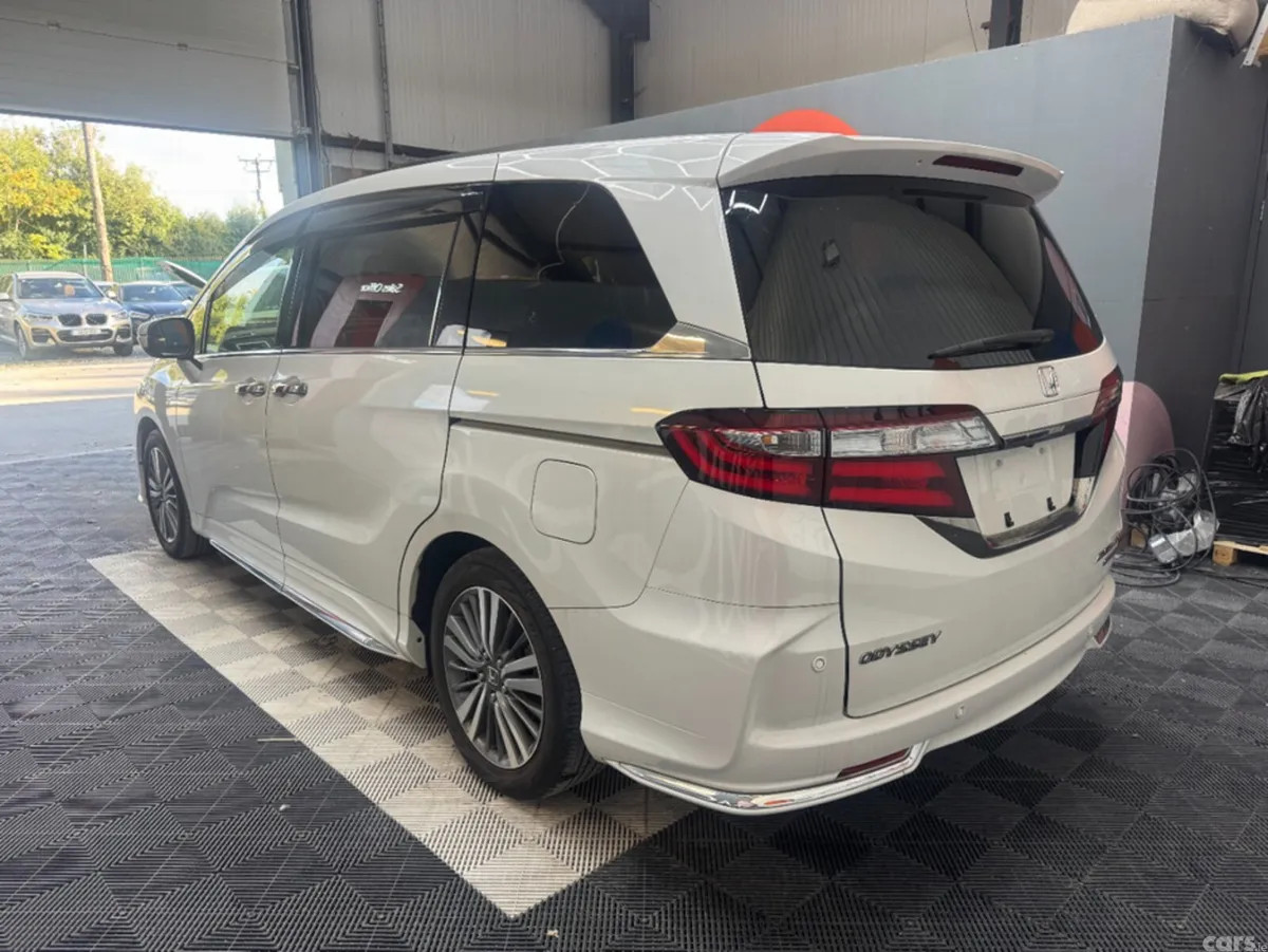 Honda Odyssey MPV, Petrol, 2019, White
