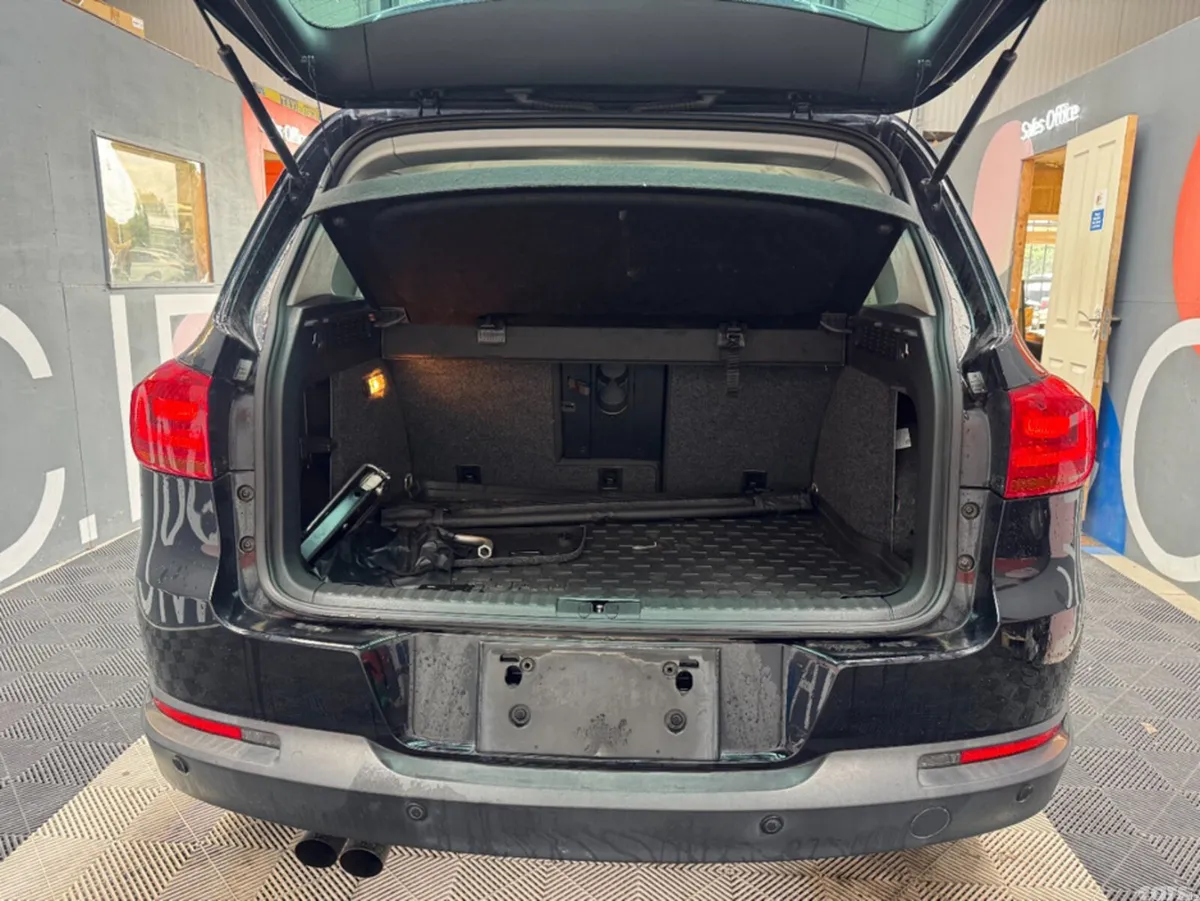 Volkswagen Tiguan SUV, Petrol, 2015, Black