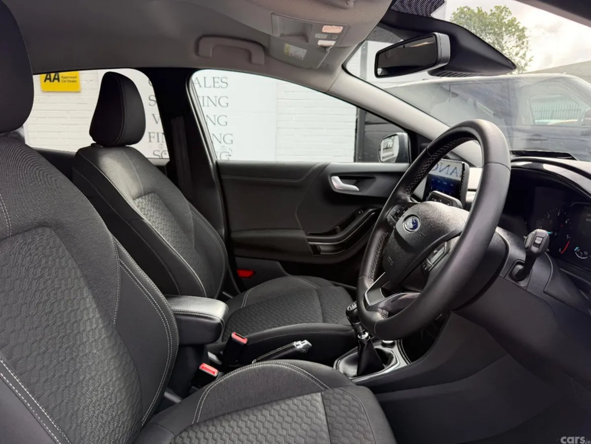 Ford Puma MPV, Diesel, 2021, Grey