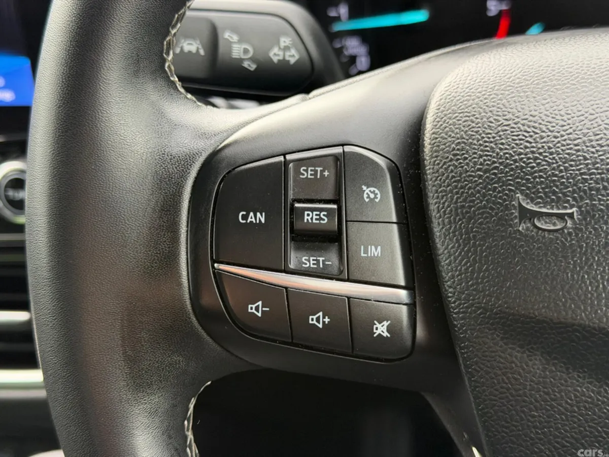 Ford Puma MPV, Diesel, 2021, Grey