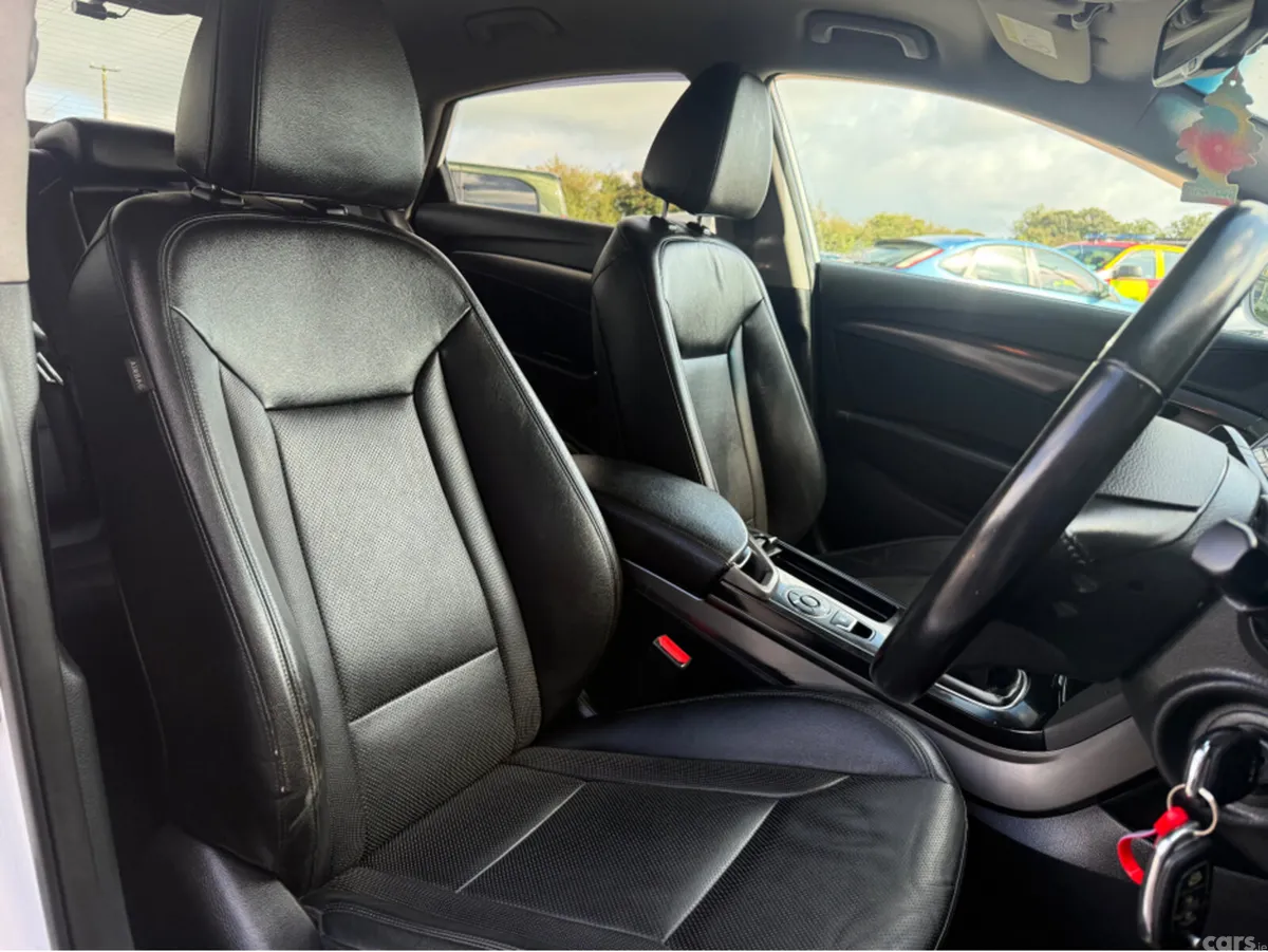 Hyundai i40 Saloon, Diesel, 2018, White