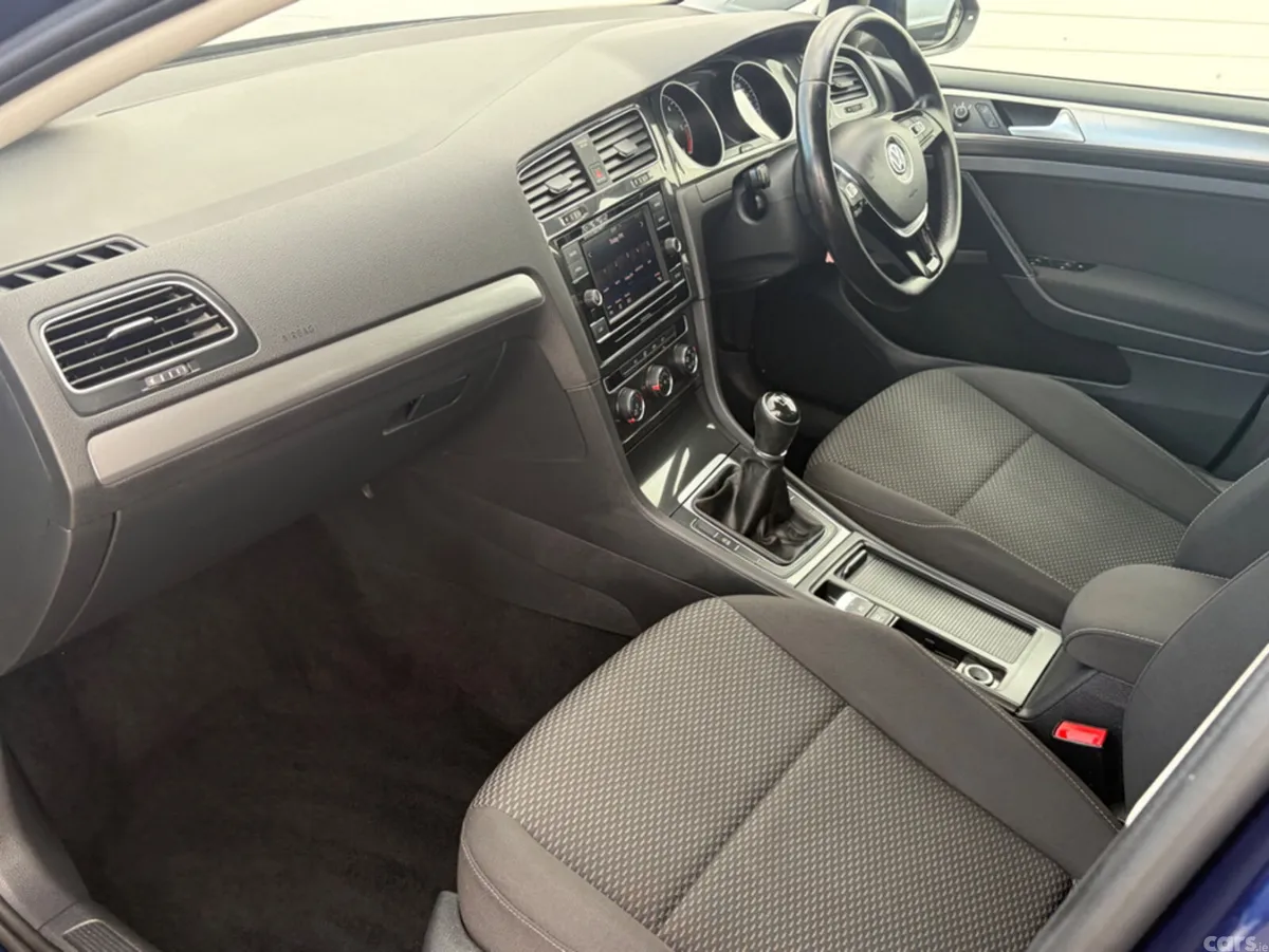 Volkswagen Golf Hatchback, Diesel, 2018, Blue