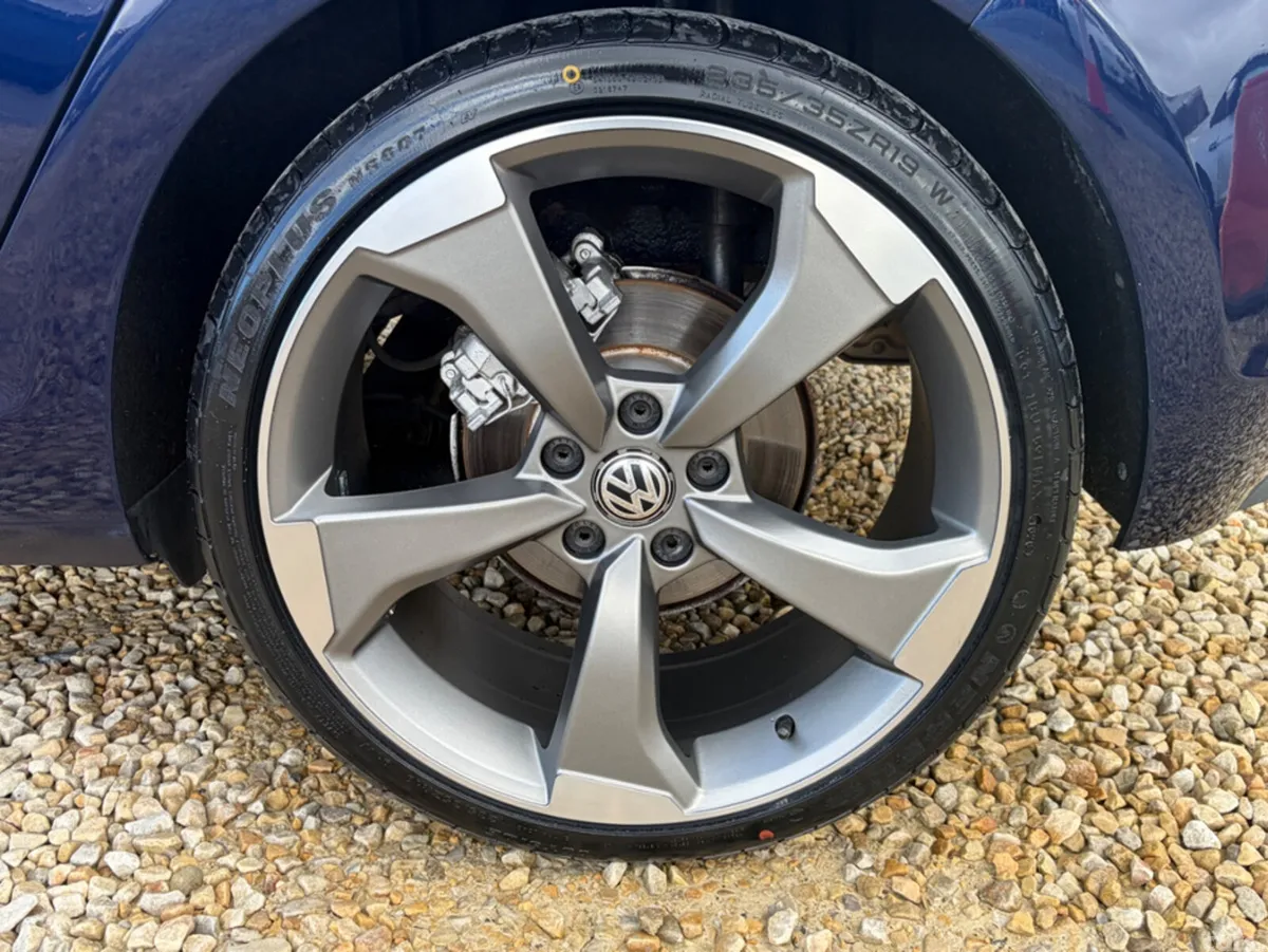 Volkswagen Golf Hatchback, Diesel, 2018, Blue