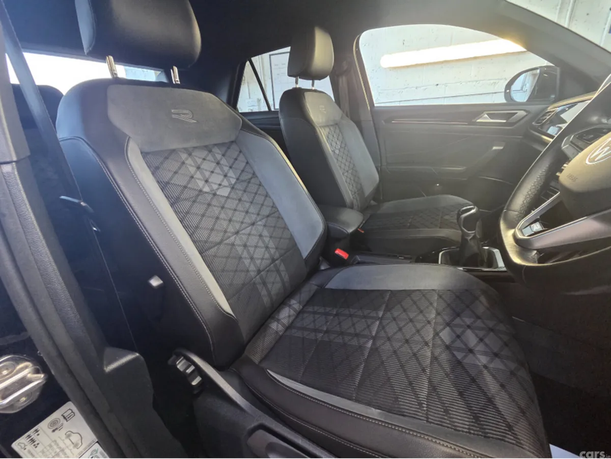 Volkswagen T-Roc SUV, Diesel, 2023, Black