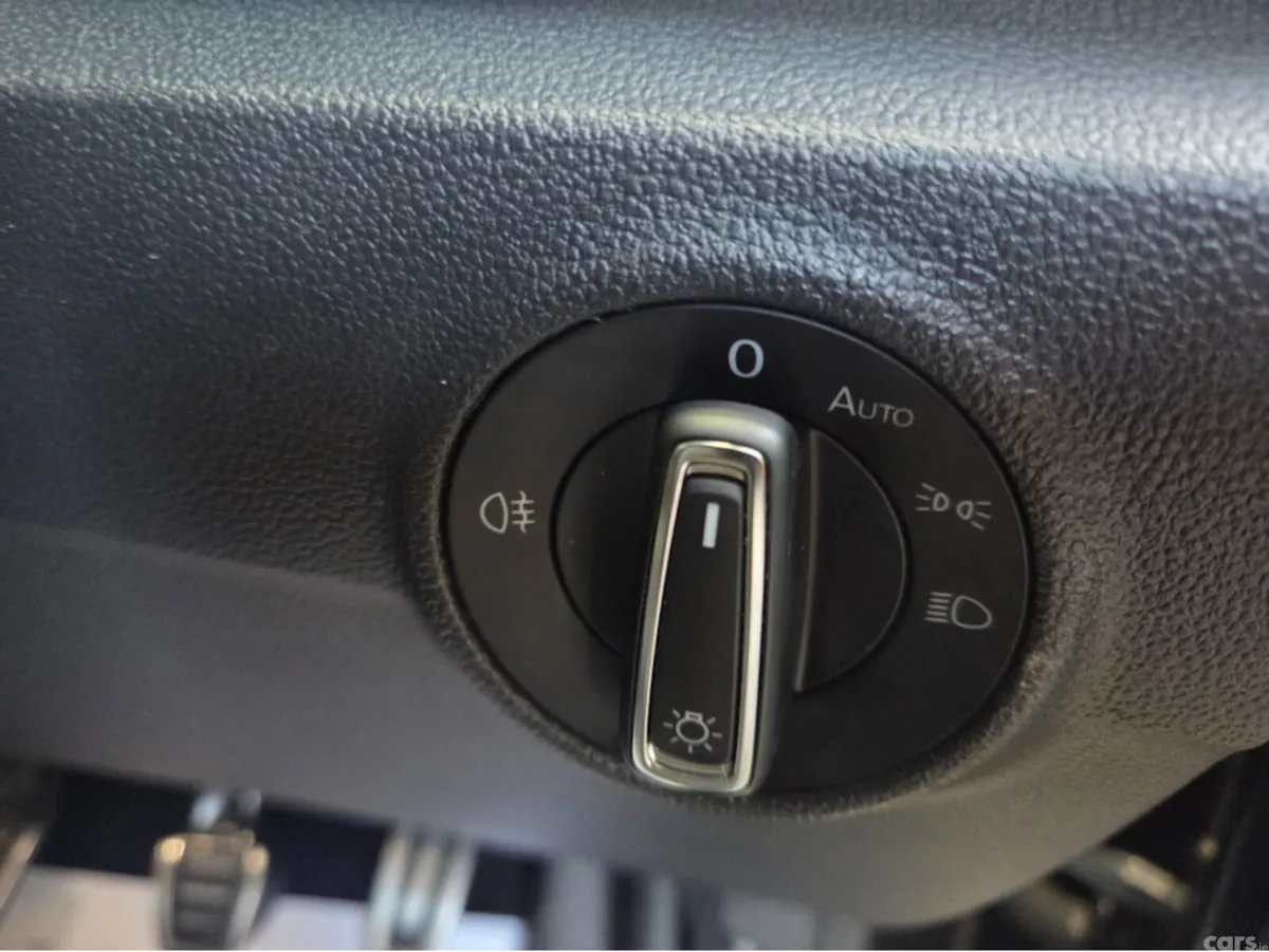 Volkswagen T-Roc SUV, Diesel, 2023, Black