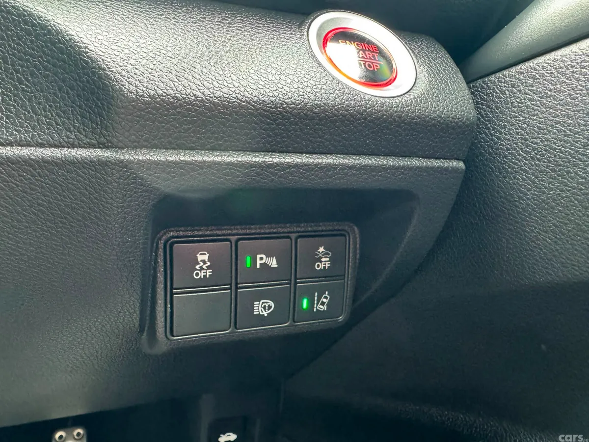Honda Civic Saloon, Diesel, 2020, Grey