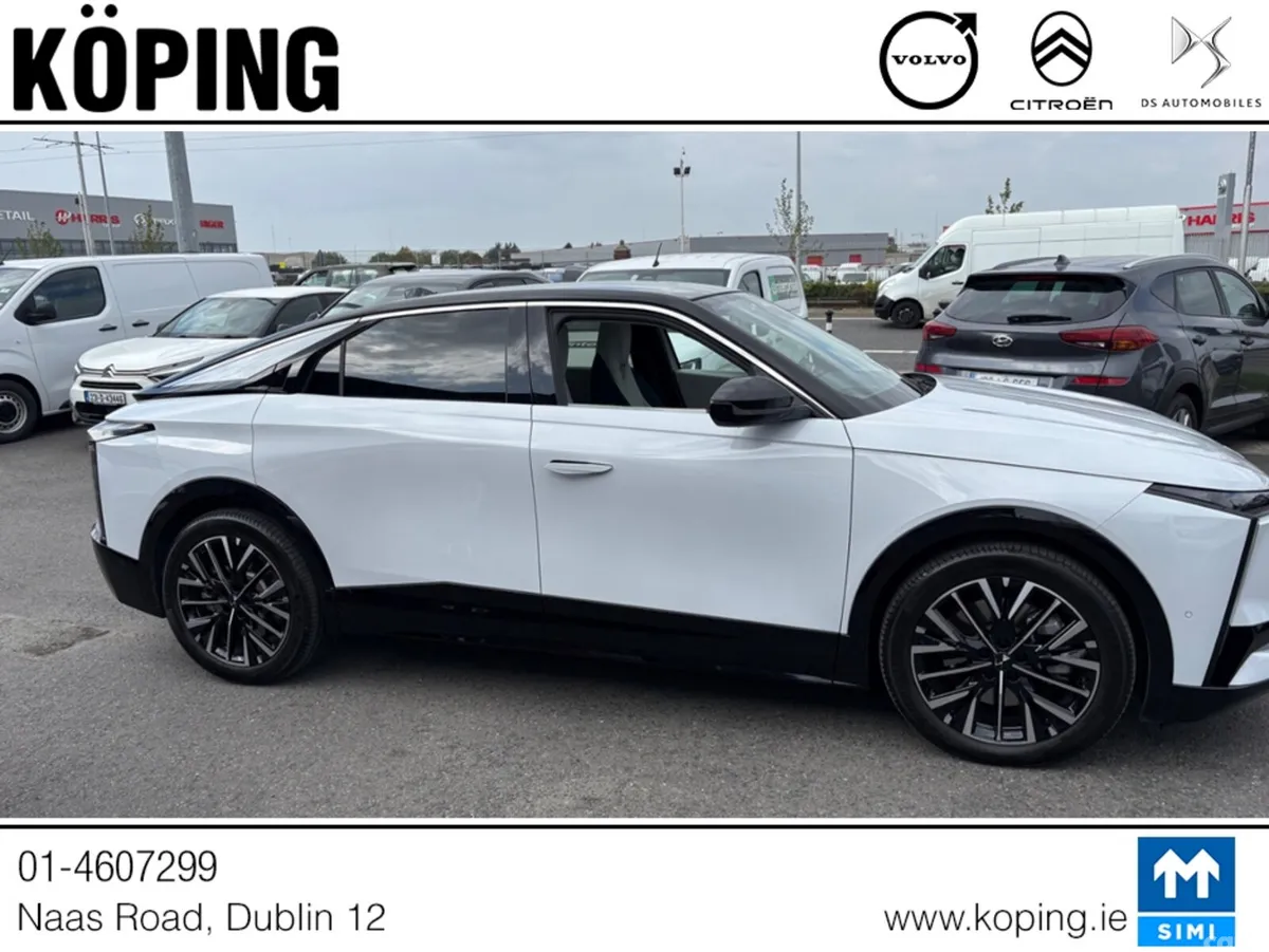 DS Automobiles Other Hatchback, Electric, 2026, White