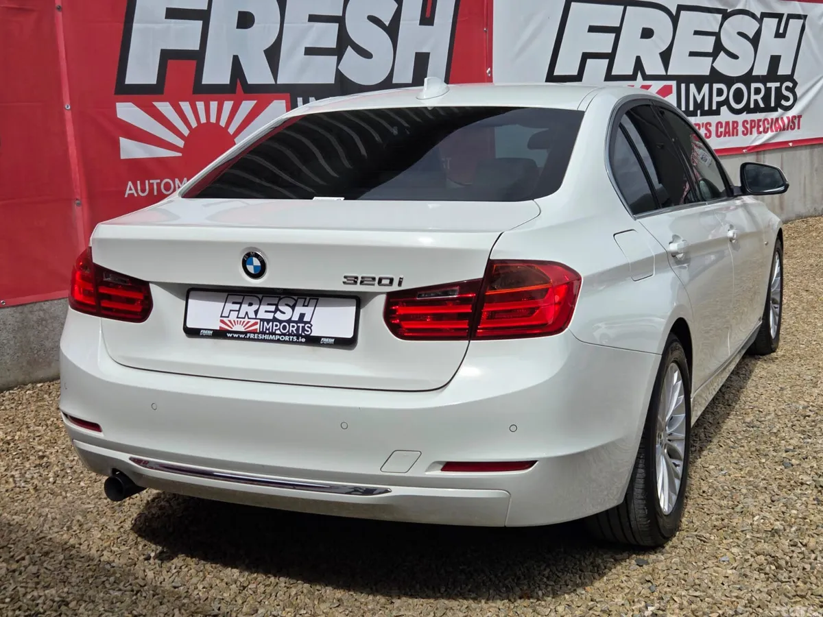 BMW 3-Series Saloon, Petrol, 2012, White