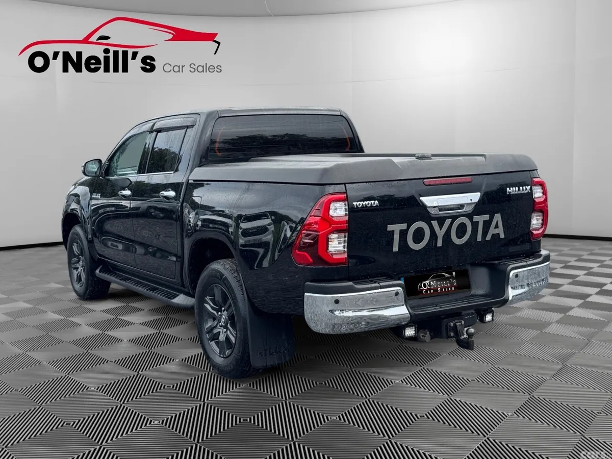 Toyota Hilux Pick Up, Diesel, 2021, Black