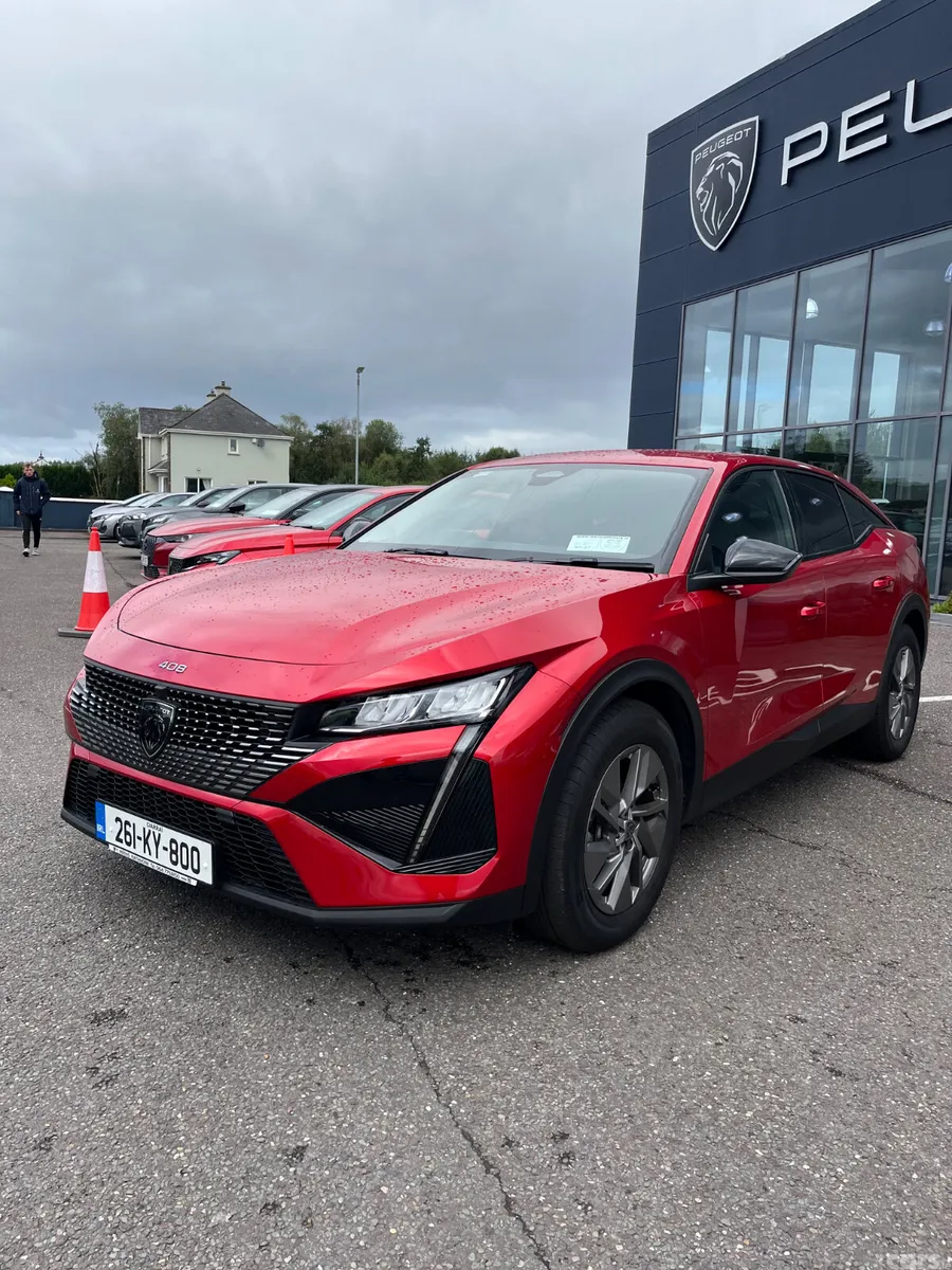 Peugeot 408 Hatchback, Petrol, 2026, Red