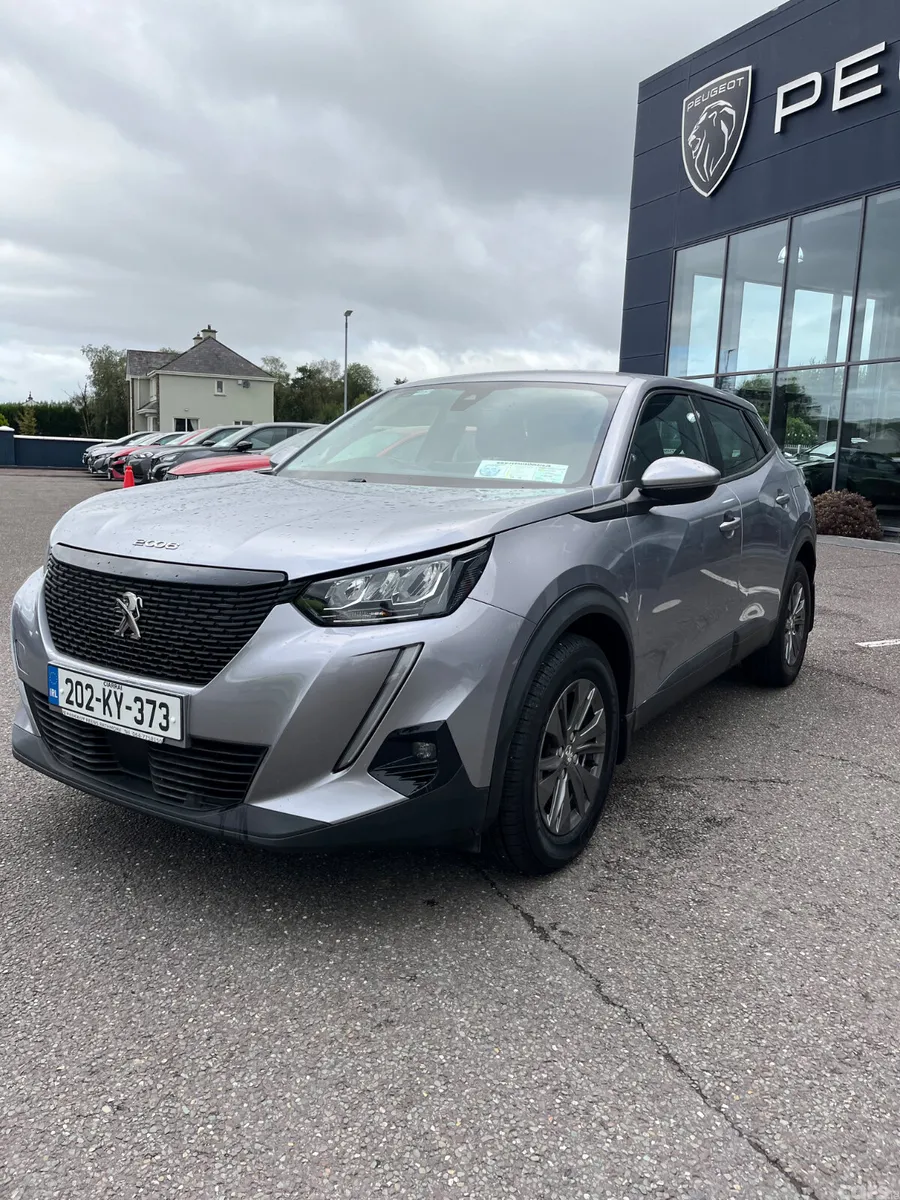 Peugeot 2008 MPV, Diesel, 2020, Grey