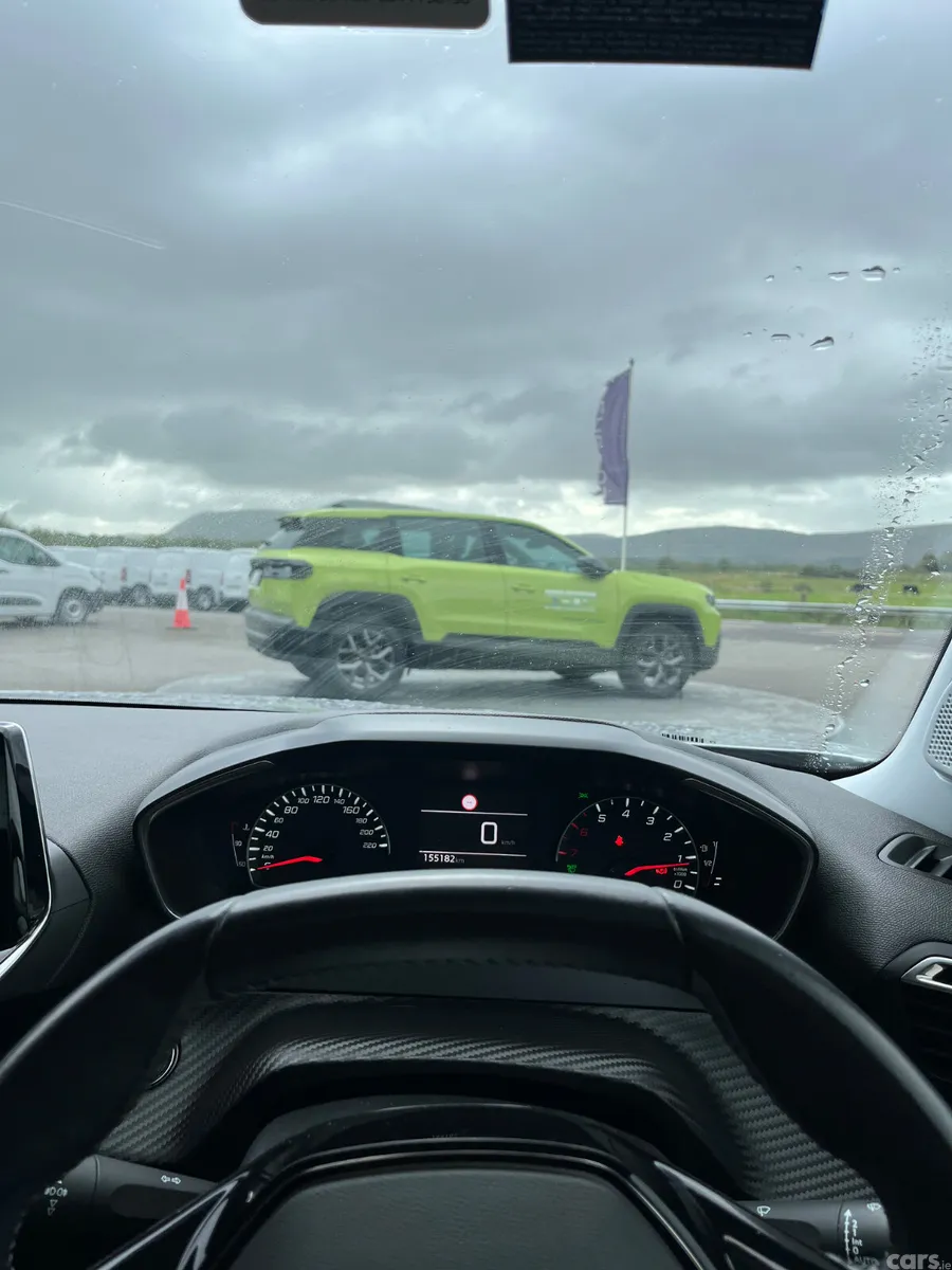 Peugeot 2008 MPV, Diesel, 2020, Grey